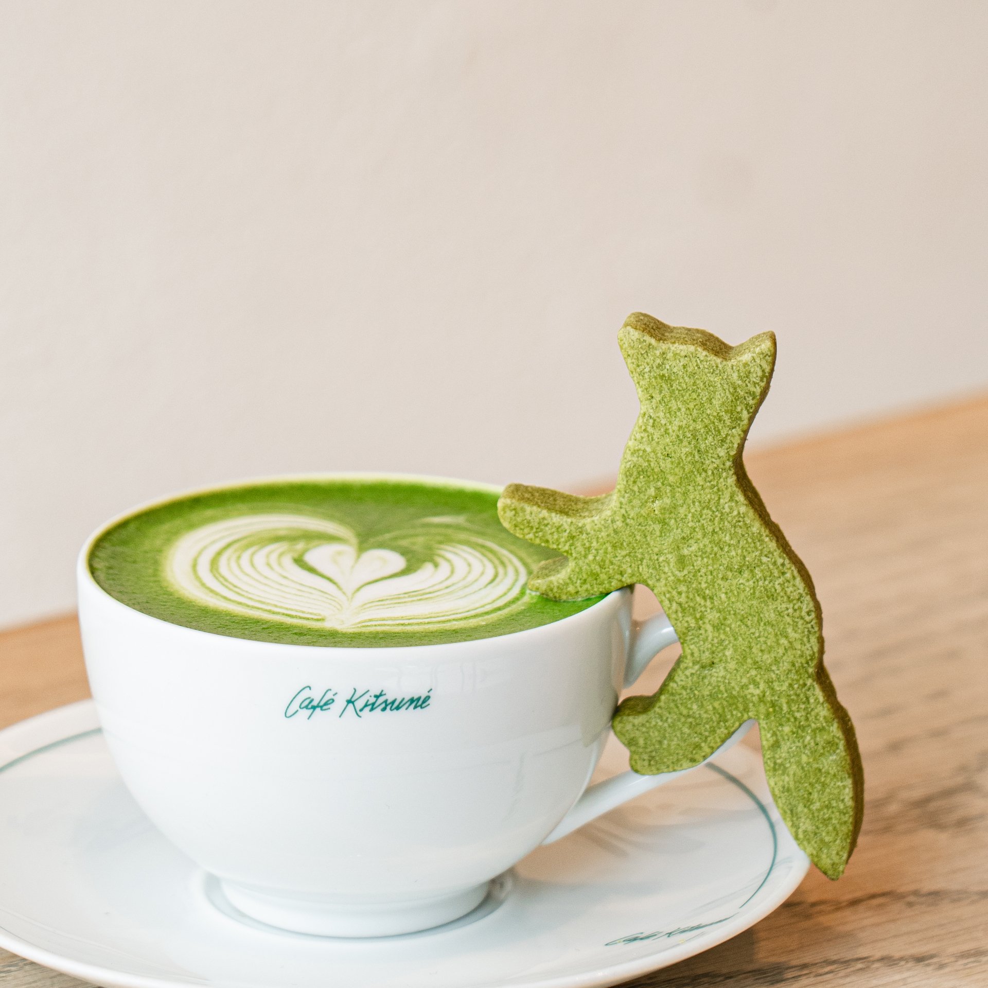 Café Kitsuné | GRAND GREEN OSAKA SHOPS & RESTAURANTS